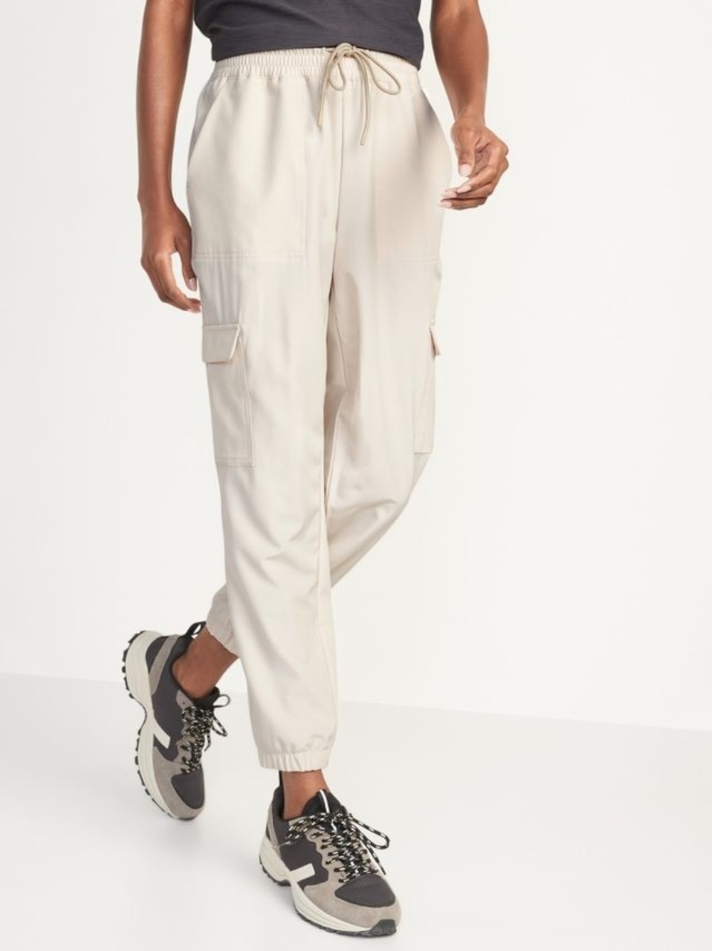 Old Navy Women's Stretchtech Cream Cargo Jogger Pants Size Small